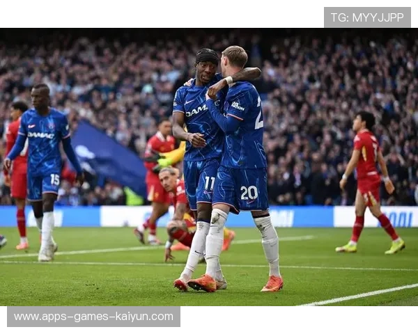 切尔西在中场压制拿下主动权，主宰比赛局势