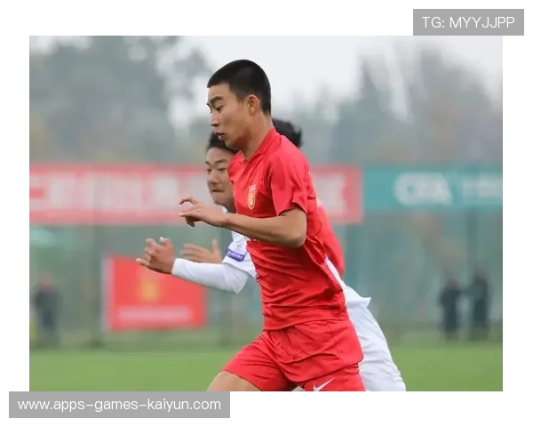 电竞CS2极限防守反击团队合作赢得荣誉