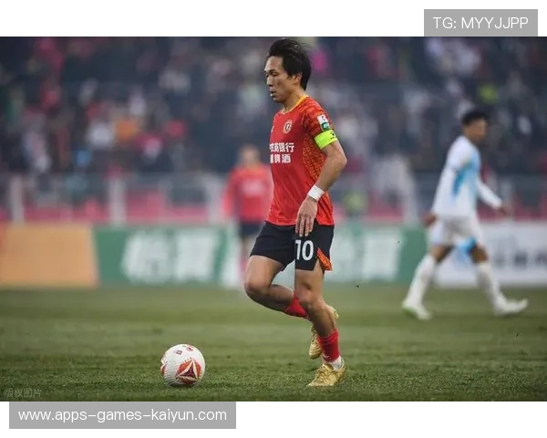 辽宁铁人邦本宜裕中场直塞撕开防线 辽宁铁人邦本宜裕中场直塞撕开防线